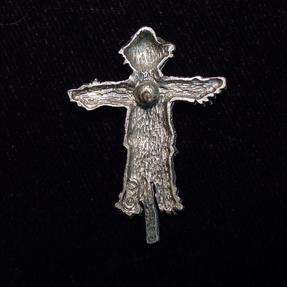 🌸 3/$12 🐝 'Scarecrow' Tack Pin - Picture 2 of 2